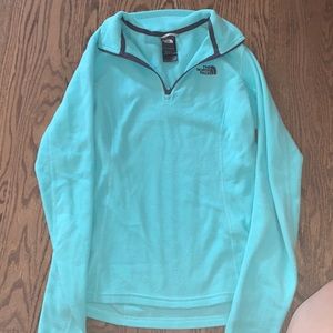 North face pullover
